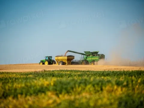 Комбайн Essil 760